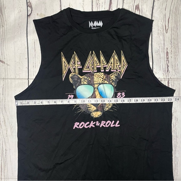 Def Leppard 1983 "Rock & Roll" Women's Black Sleeveless Graphic Tank shirt dress - Picture 3 of 6